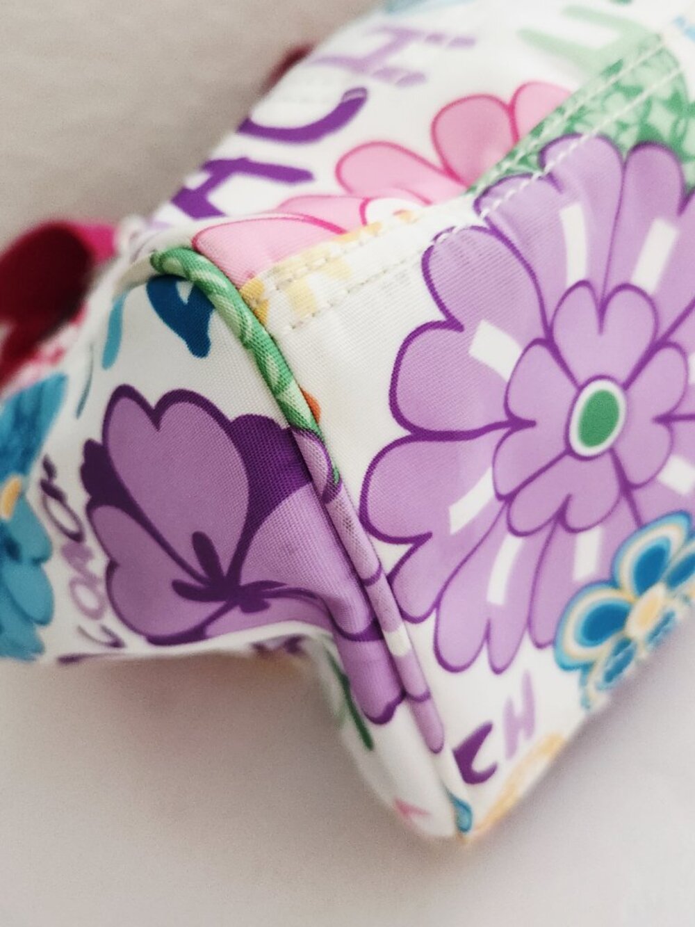 Vintage Coach Daisy Multi Color Floral Satchel Purse - Picture 10 of 15
